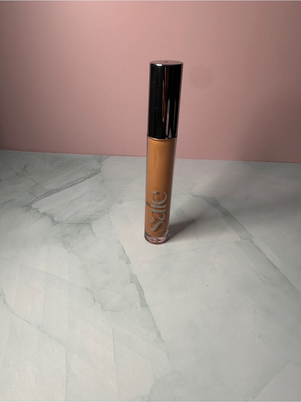 Elle Concealer Stick – Warm Honey Tan